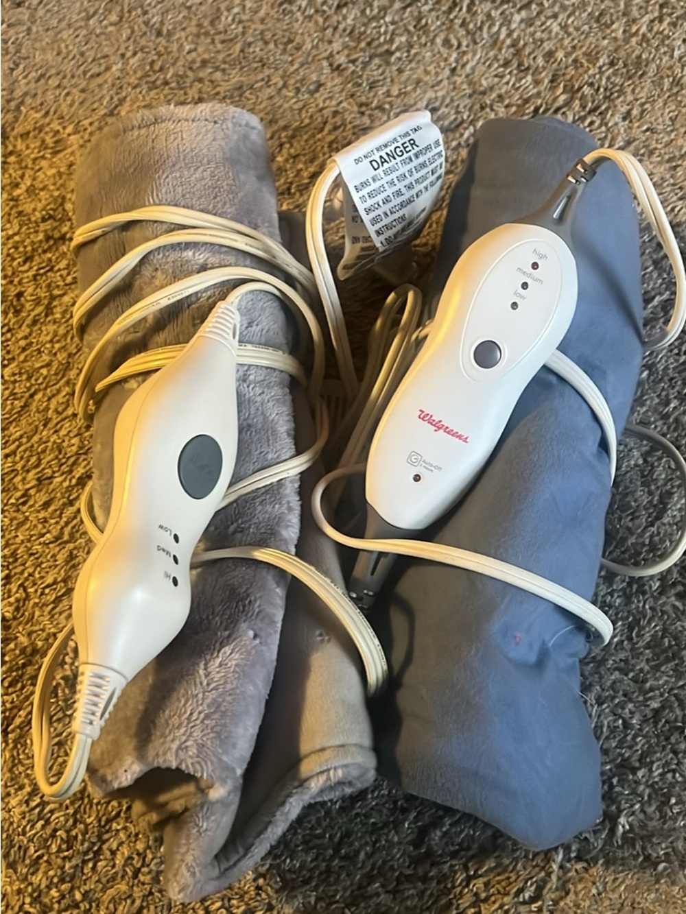 Electric Heating pads in Gray and Blue